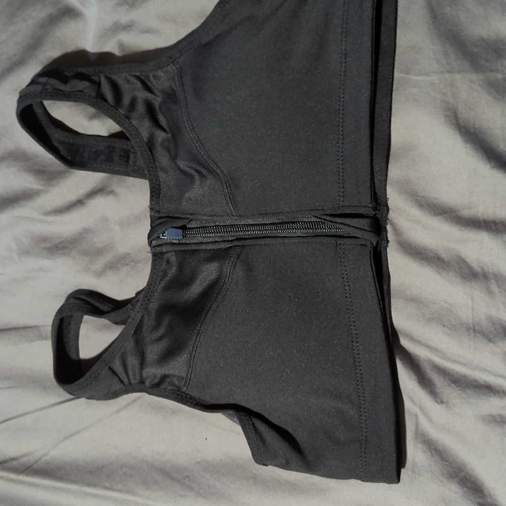 Sports bra XL